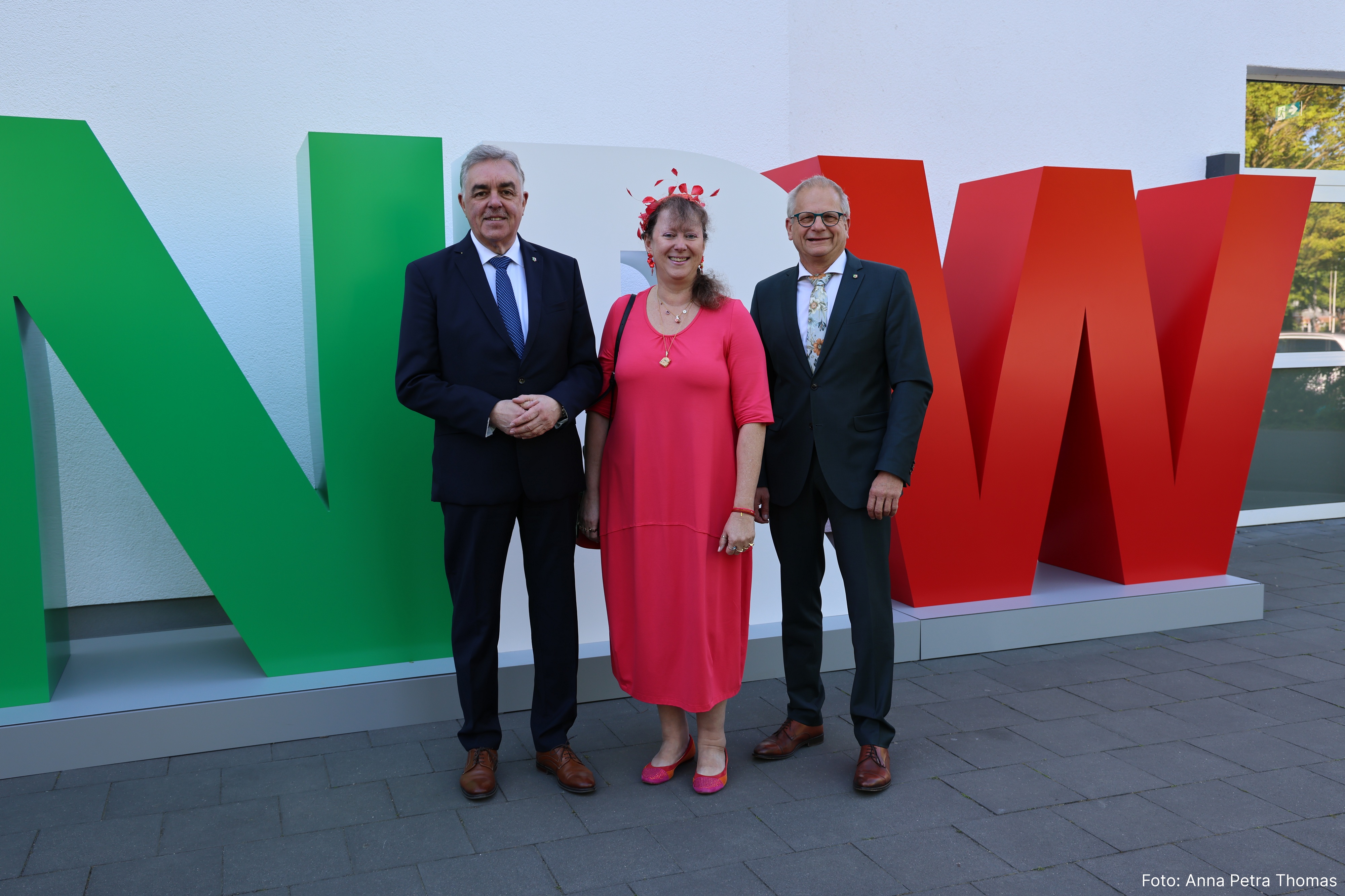 Bernd Kr�ckel MdL, Sportstaatssekret�rin Andrea Milz und Thomas Schnelle MdL bei einer Veranstaltung in Heinsberg (v.l.n.r.). �Foto: Anna Petra Thomas